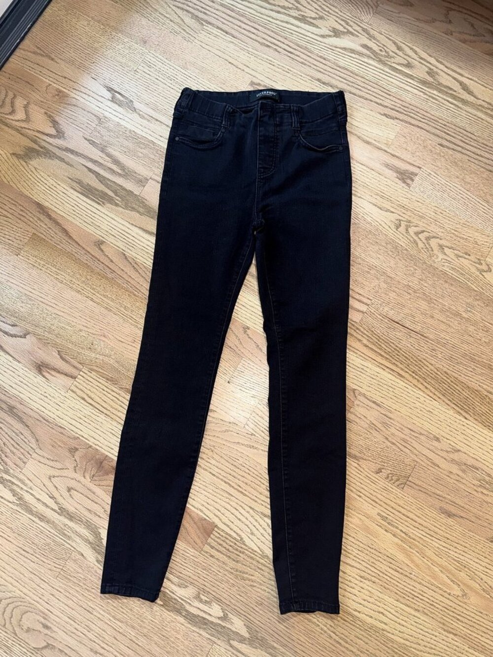 Liverpool Gia Glider Pull On Skinny Jeans Black Size 6/28